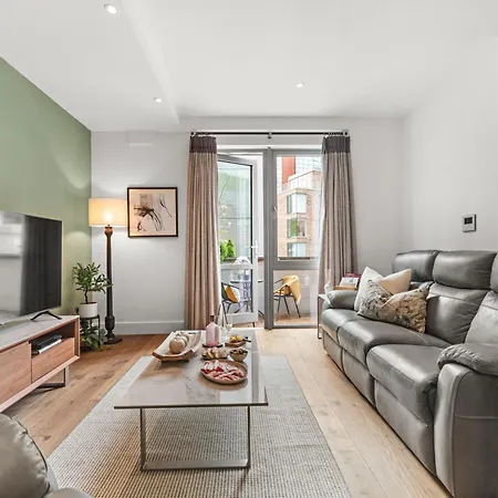 Springfield Fourteen شقة