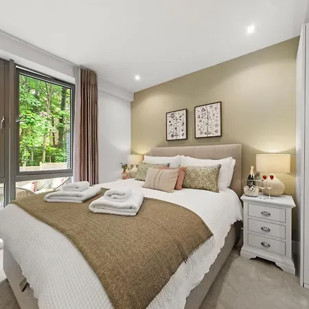 Springfield Fourteen شقة *