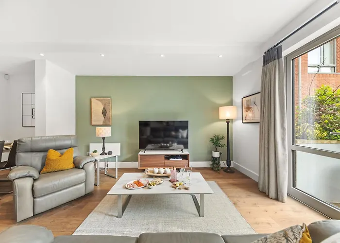 Апартаменты Springfield Fourteen